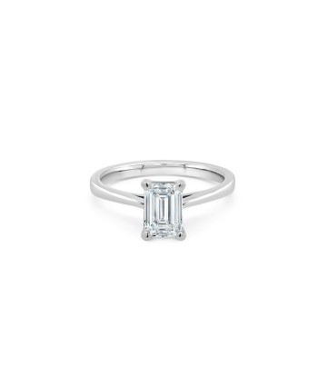 1.00CT Lab Grown Emerald Cut White Gold Engagement Ring pas chere