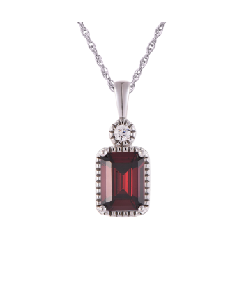 Casablanca Emerald Cut Birthstone Sterling Silver Necklace une grave pollution 