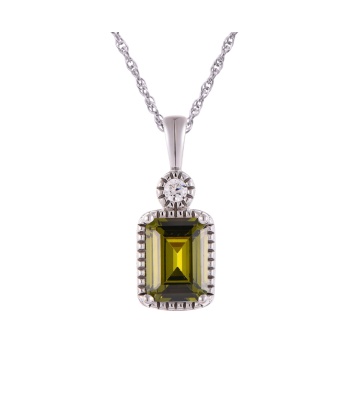 Casablanca Emerald Cut Birthstone Sterling Silver Necklace une grave pollution 