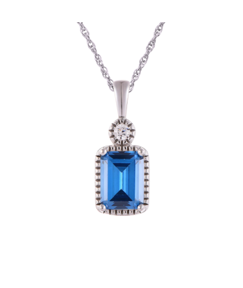 Casablanca Emerald Cut Birthstone Sterling Silver Necklace une grave pollution 