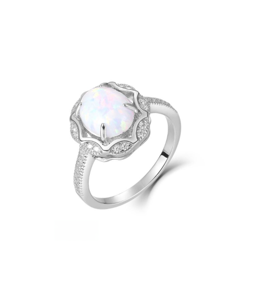 Casablanca Antique Opal Sterling Silver Ring sur le site 