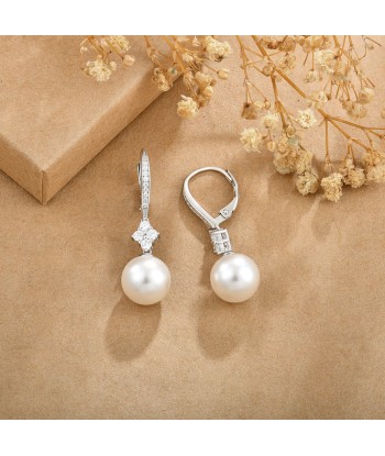 Casablanca Sterling Silver Shell Pearl Drop Earrings suggérées chez