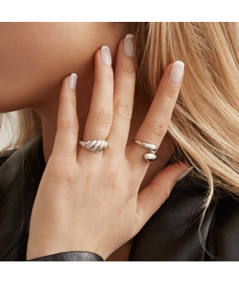 Croissant Ring - Silver en stock