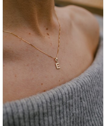 10KT Yellow Gold Initial Letter Pendant en ligne des produits 