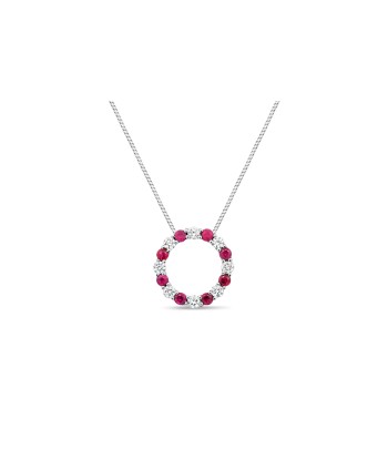 Diamond & Ruby Circle Necklace En savoir plus