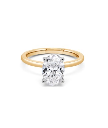 2.00CT Lab Grown Oval Cut Hidden Halo Engagement Ring: Yellow Gold rembourrage situé sous